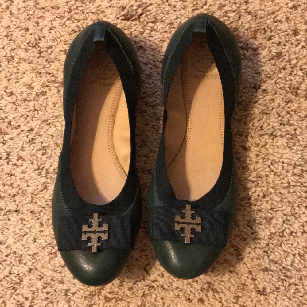 Tory Burch green size 7 flats.